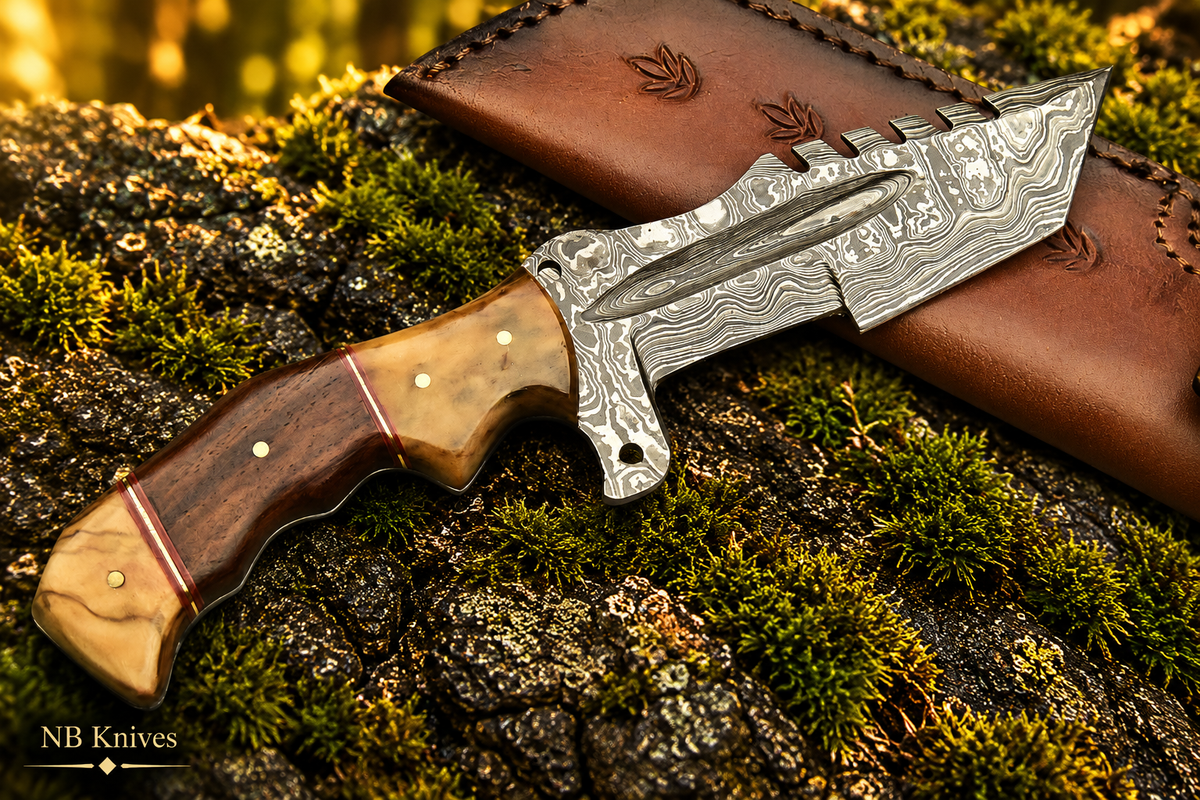 Damascus Steel Full Tang Knife with Olive Wood & Walnut Wood Handle & Leather Sheath