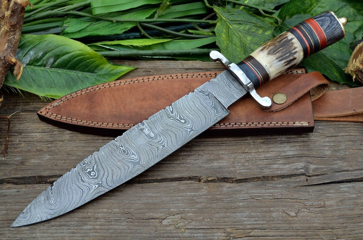 http://nbknives.com/cdn/shop/products/Bds-Custom-Made-Hand-Forged-Damascus-Steel-Hunting_1200x1200.jpg?v=1560458289