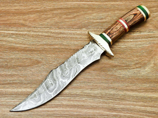 Custom handmade Damascus hunting knife with Pakka Wood handle and Brass bolster
