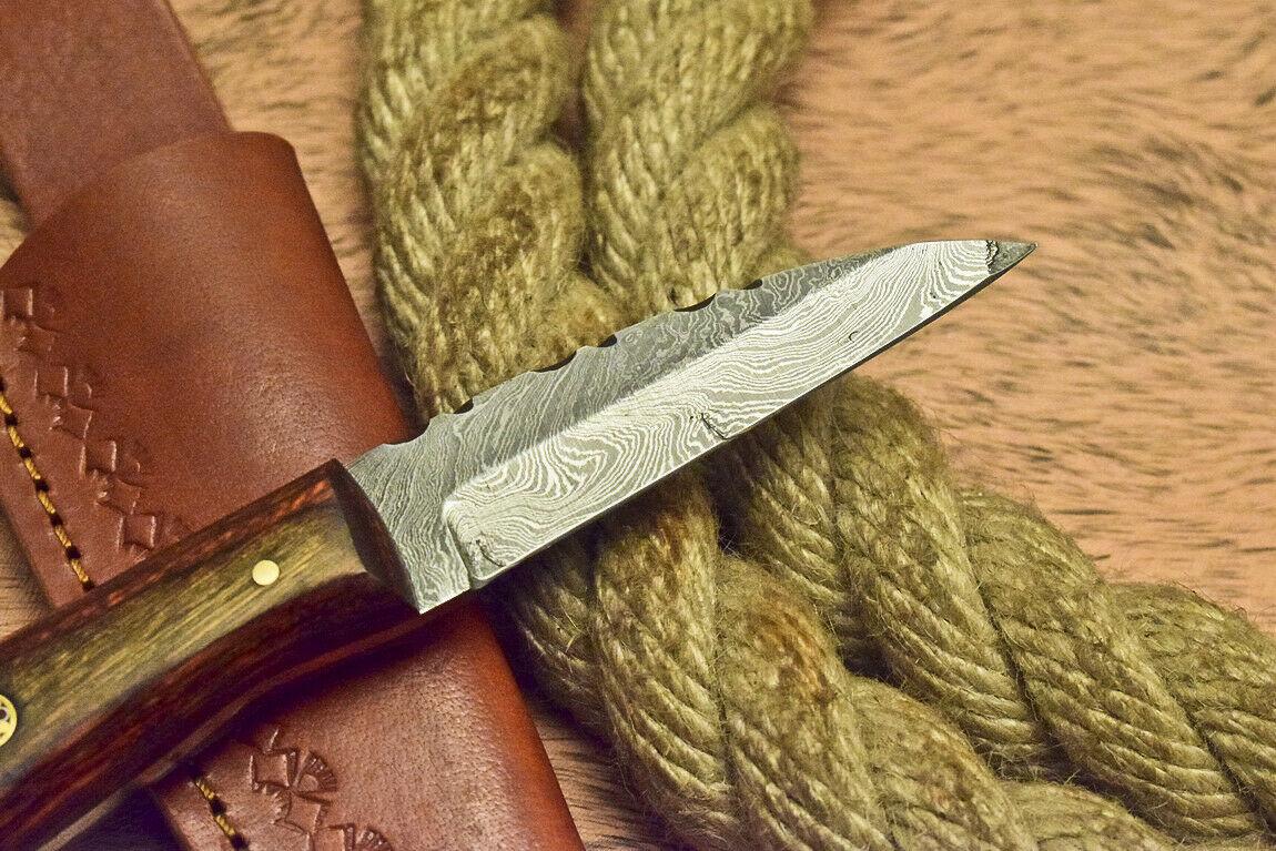 CUSTOM HAND MADE DAMASCUS ART HUNTING KNIFE HARD WOOD - NB CUTLERY LTD