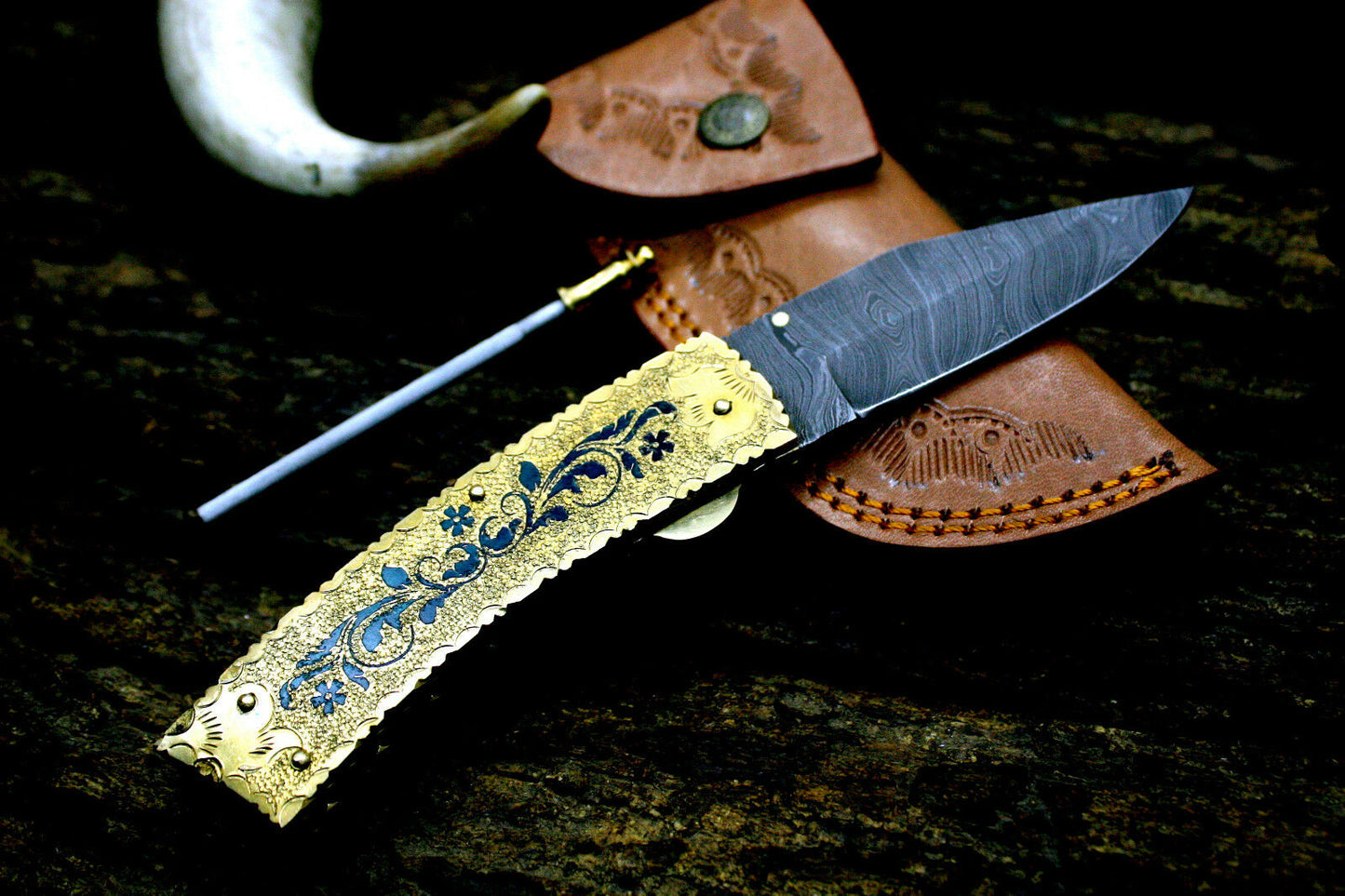 DAMASCUS STEEL HAND ENGRAVED FOLDING KNIFE| LINER LOCK | - NB CUTLERY LTD
