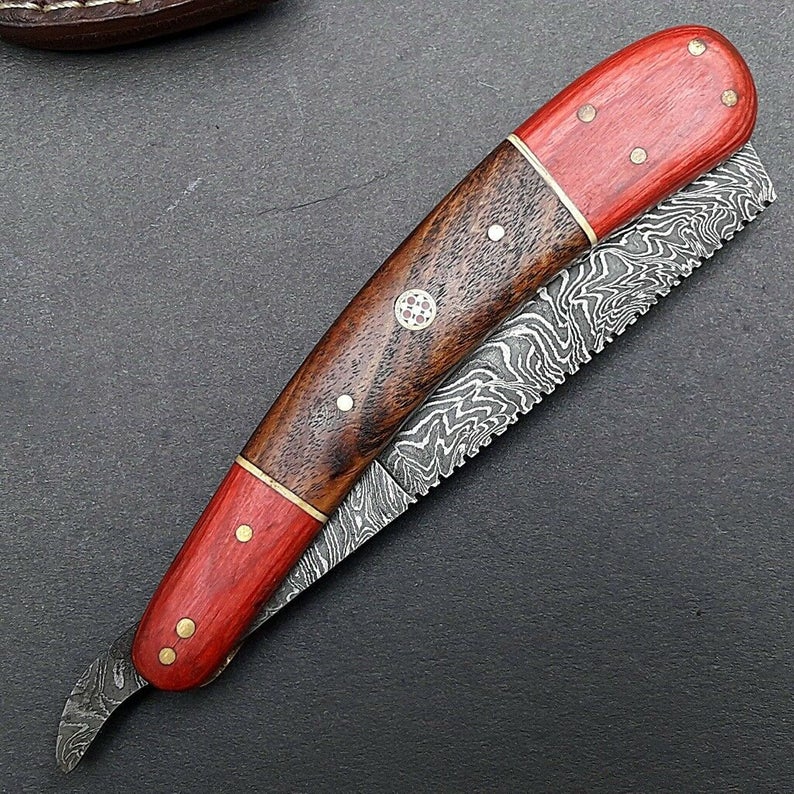 Custom Hand Made Damascus steel knife Razor Walnut Wood Handle