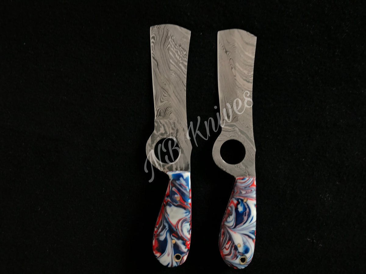 Set of 2 Cowboy Bull Cutter Knives with Resin Handles & Leather Sheaths
