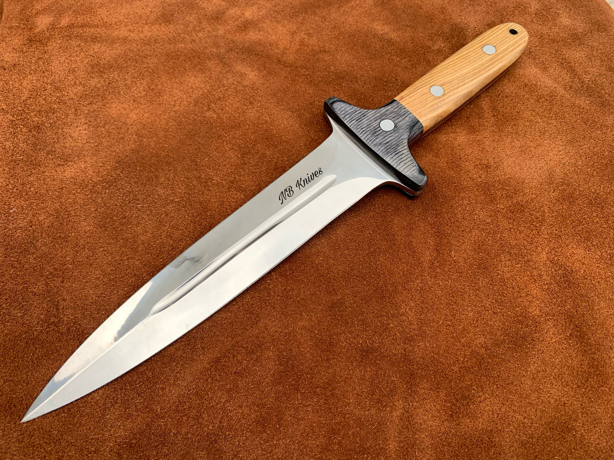 Handcrafted D2 Steel Hunting Knife with Olive Wood Handle & Hardwood Bolster