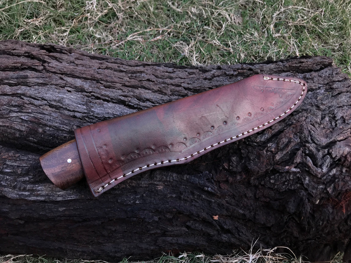 Walnut Handle Skinning Knife with Patterned Damascus Steel and Leather Sheath