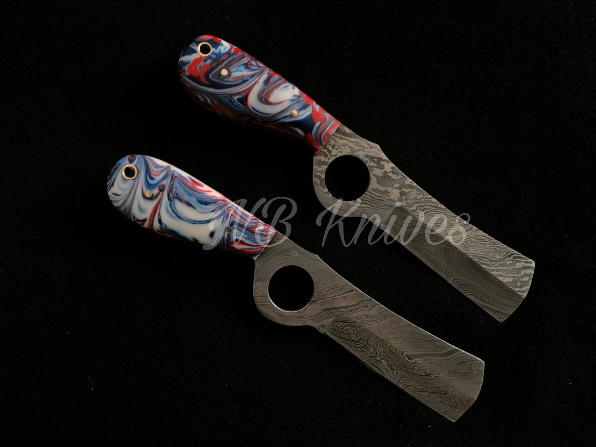 Set of 2 Cowboy Bull Cutter Knives with Resin Handles & Leather Sheaths