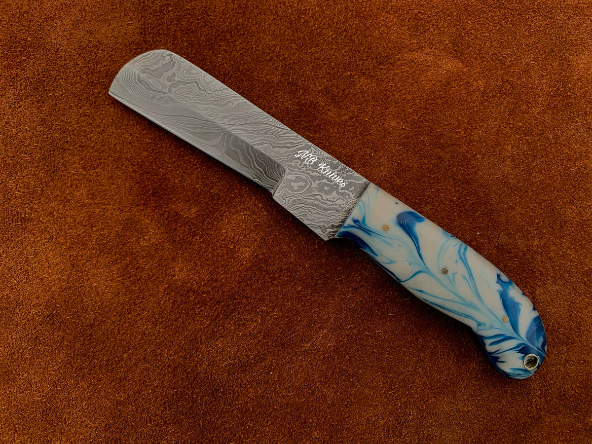 Handmade Damascus Cowboy Bull Cutter with Resin Handle & Leather Sheath