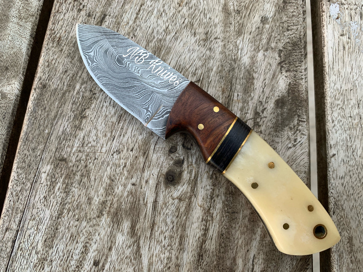 Damascus Skinner Knife – Rosewood & Camel Bone Handle with Brass Pins