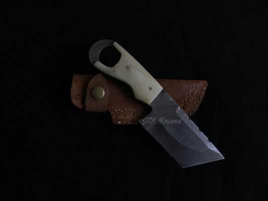 Camel Bone Damascus Skinner Knife – Handmade Blade with Leather Sheath