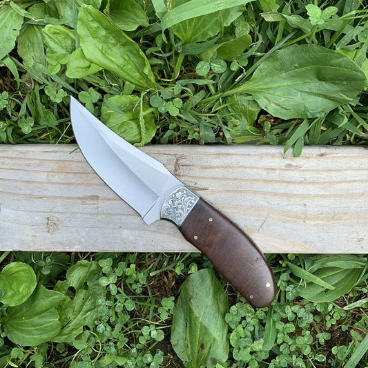 CUSTOM HANDMADE D2 STEEL HUNTING KNIFE HANDLE ROSE WOOD