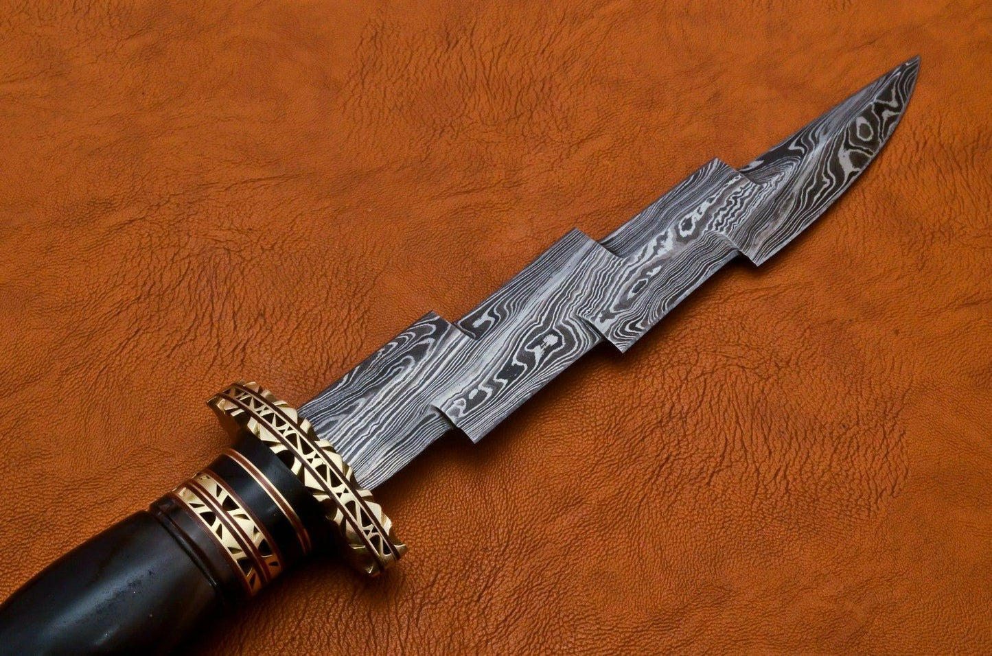 CUSTOM-DEMASCUS-STEEL-HUNTING-KNIFE - NB CUTLERY LTD