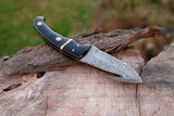 CUSTOM HANDMADE DAMASCUS STEEL HUNTING KNIFE HANDLE BUFFALO HORN