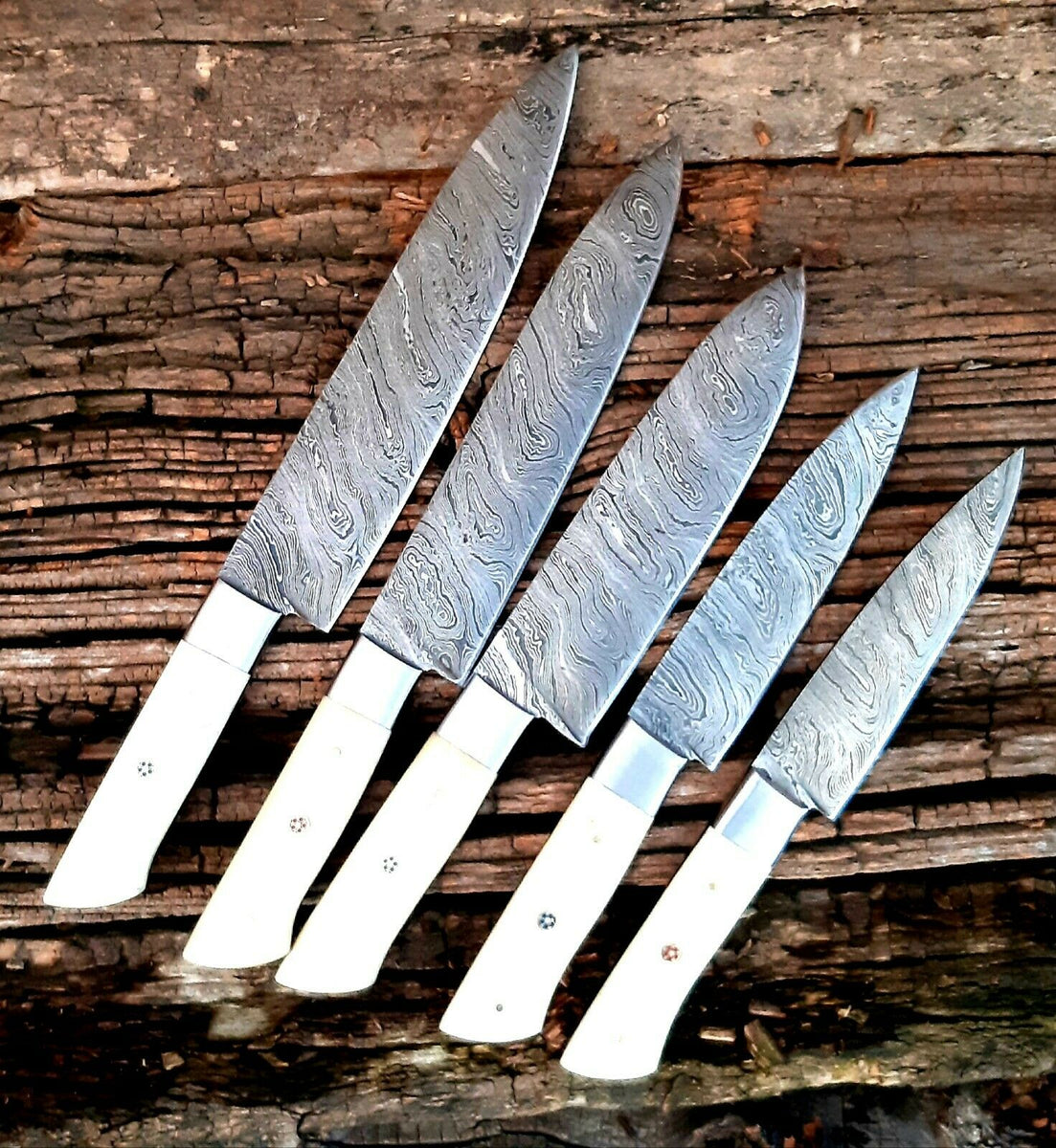 Artisan Crafted Damascus Knife Collection with Leather Roll