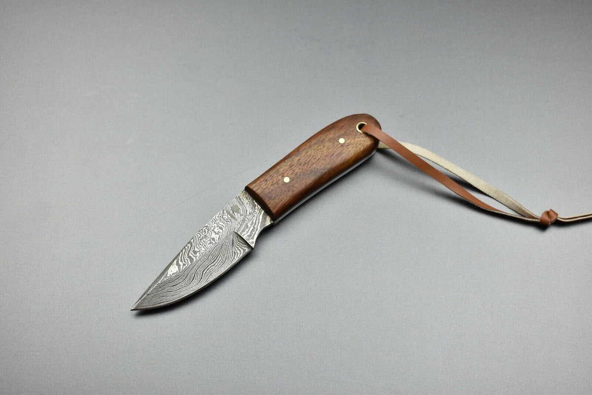 CUSTOM HANDMADE DAMASCUS STEEL EDC KNIFE HANDLE WALNUT WOOD