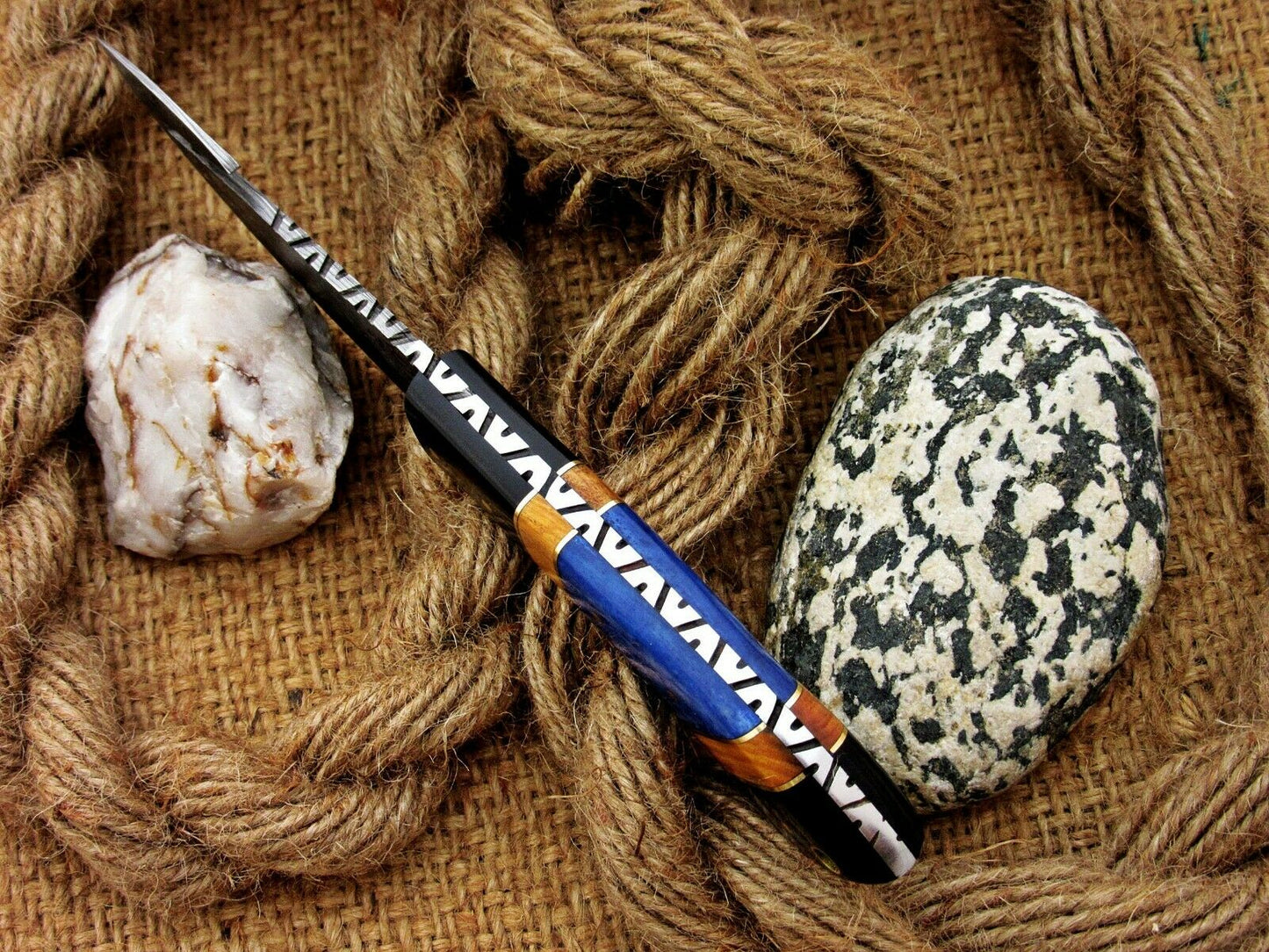 |NB KNIVES| CUSTOM HANDMADE DAMASCUS GUTHOOK HUNTING KNIFE Handle Material , horn ,olivewood,colored bone