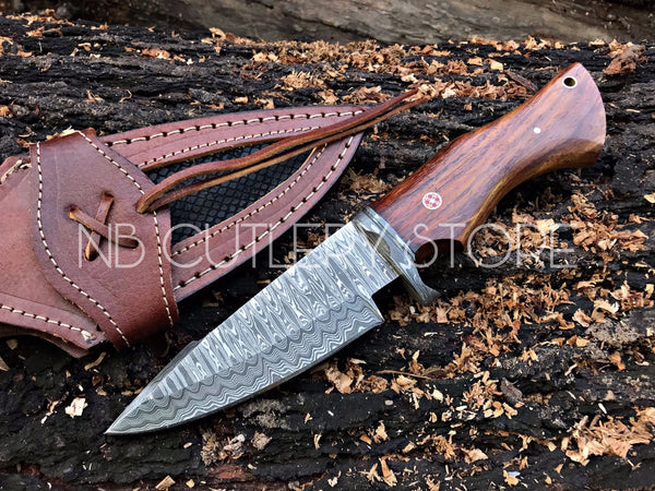 Custom Handmade Damascus Steel Hunting Knife Handle Rosewood/Damascus Steel Guard With Beautiful Leather Sheath