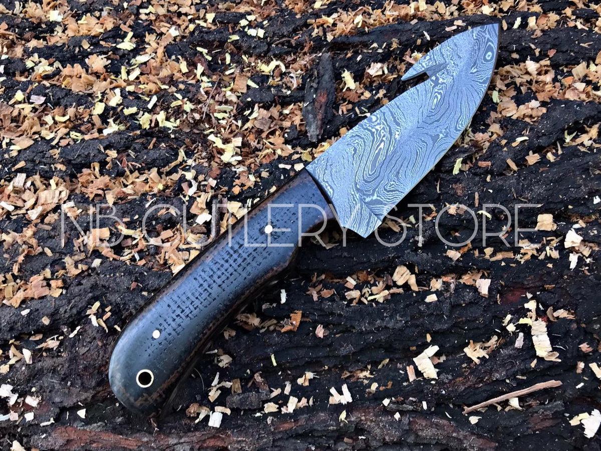 Damascus Steel Gut Hook Knife – Micarta Grip with Leather Sheath