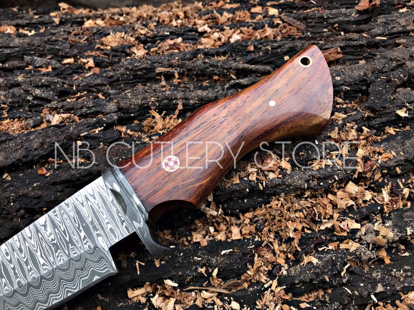 CUSTOM HANDMADE DAMASCUS STEEL BIGCAT ROAR KNIFE HANDLE WALNUT WOOD WITH BEAUTIFUL LEATHER SHEATH