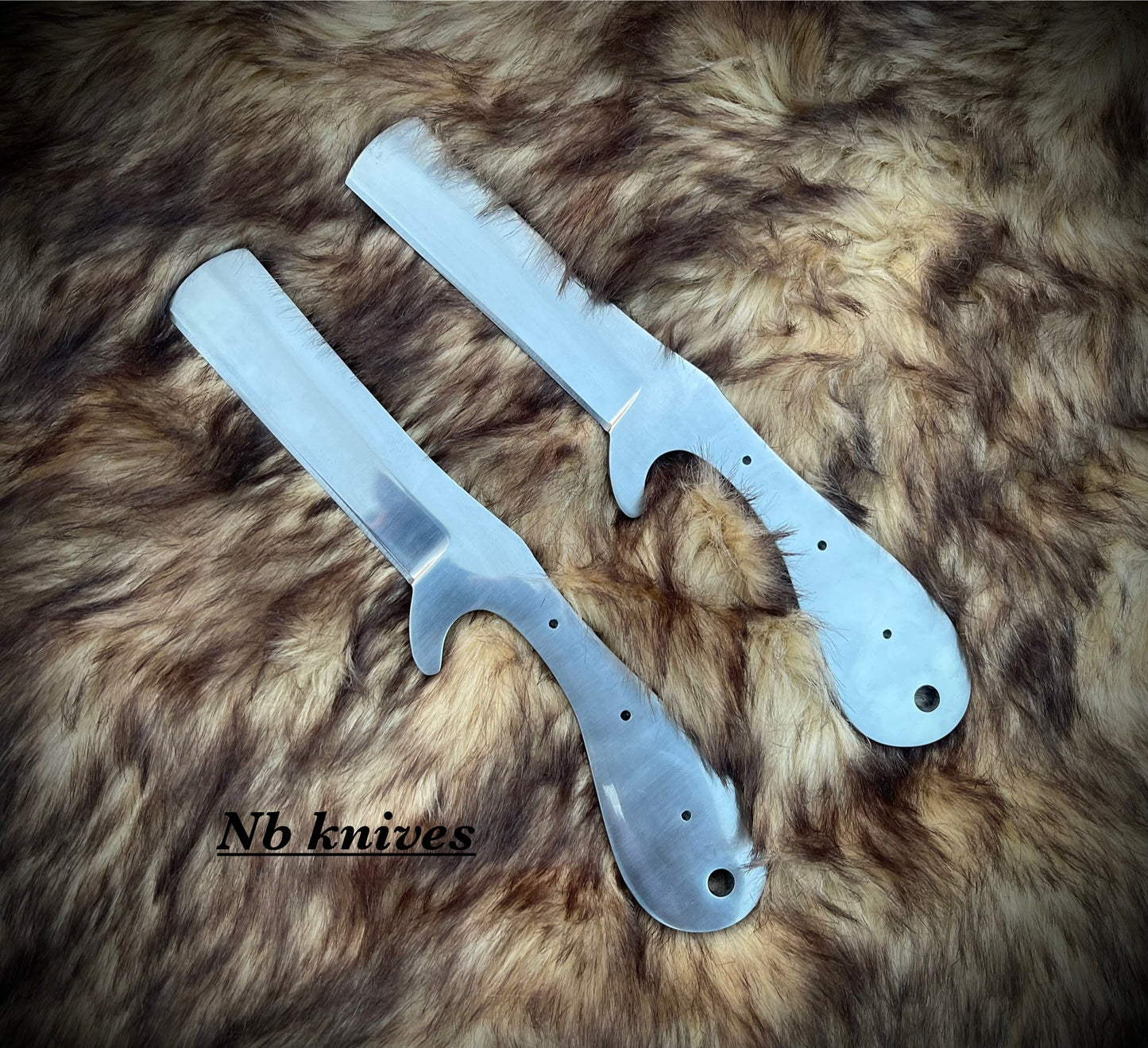 |NB KNIVES| CUSTOM HANDMADE LOT OF 2 D2 STEEL BULL CUTTER BLANK BLADES WITH LEATHER SHEATHS