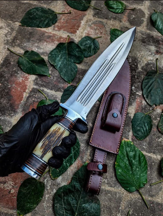 Custom Handmade D2 Steel Hunting Bowie Knife with Stag Horn Handle & Leather Sheath
