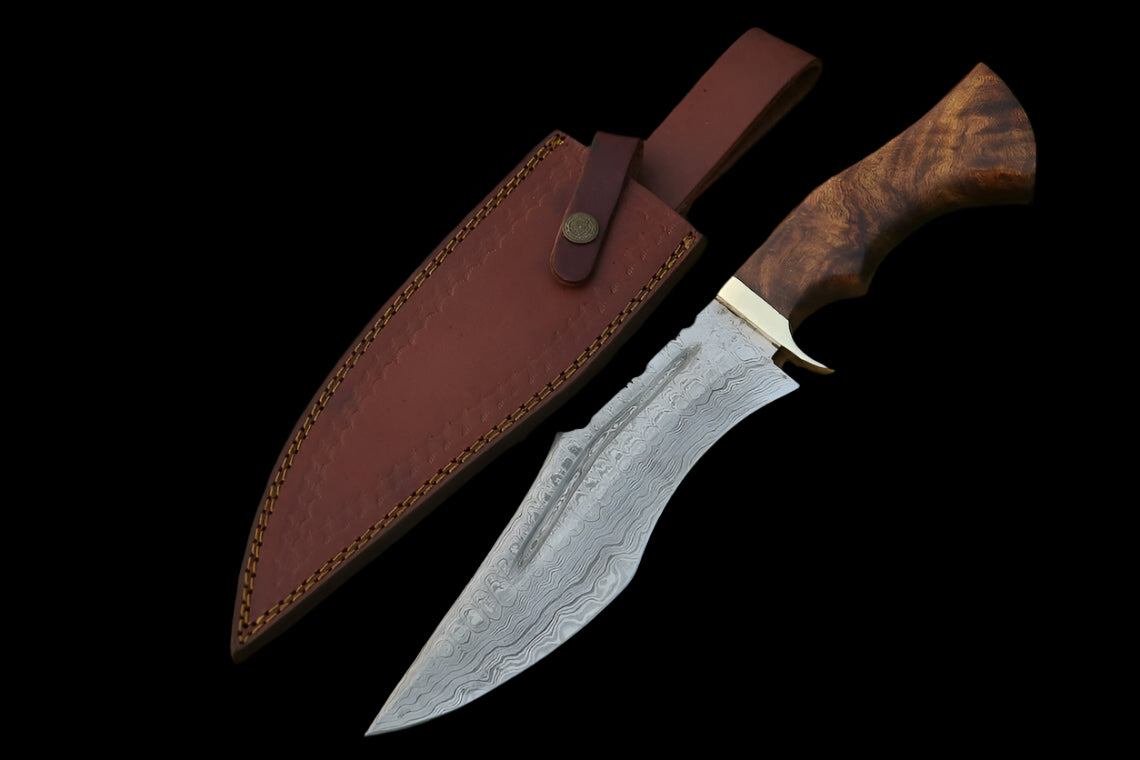 Custom Handmade Damascus Steel Hunting Bowie Knife With Rose Wood Handle With Leather Sheath Survival Knife Compact outdoor Hunting Knife