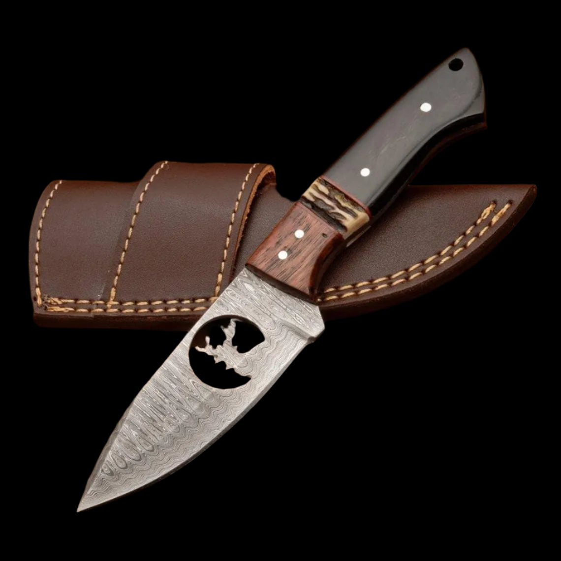 Custom Handmade Damascus Steel Skinner Knife with Buffalo Horn & Stag Horn Handle
