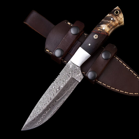Damascus Steel Skinner Knife with Rose Wood & Ram Horn Handle – Leather Sheath