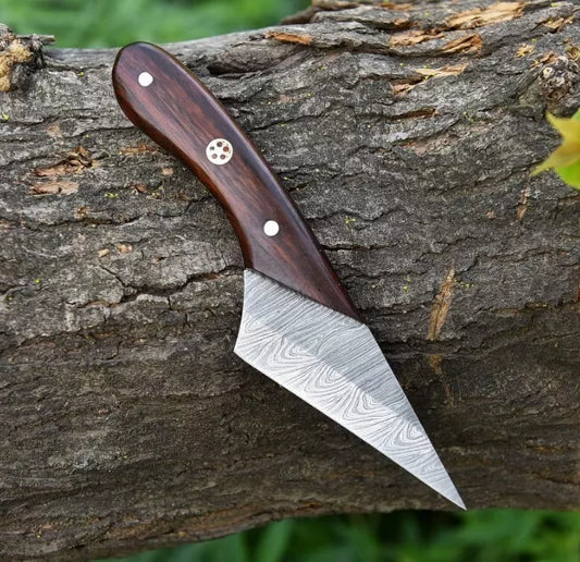 Hand-Forged Twist Damascus Skinner Knife with Rosewood Handle & Leather Sheath