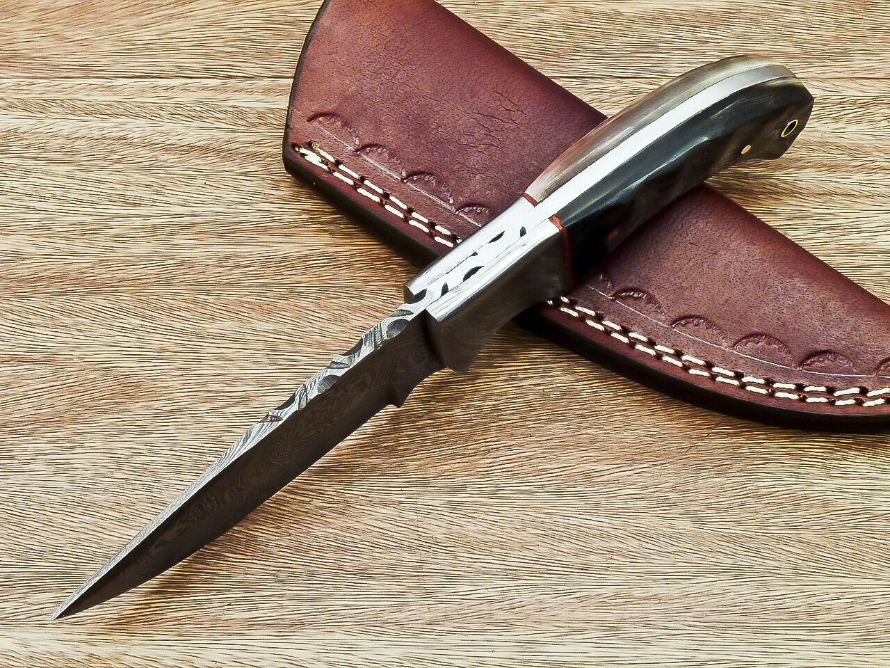 BEAUTIFUL CUSTOM HAND FORGED DAMASCUS STEEL HUNTING KNIFE "SHEEP HORN - NB CUTLERY LTD
