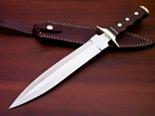 BEAUTIFUL CUSTOM HAND MADE D2 STEEL HUNTING KNIFE- NATURAL WOOD
