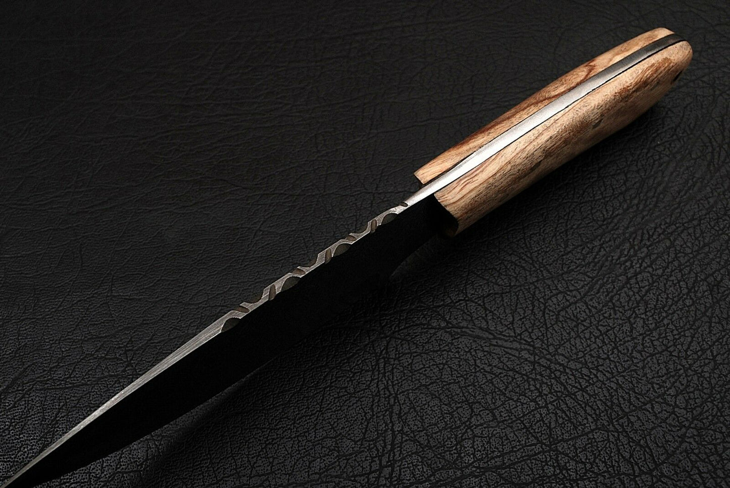 Custom Handmade Damascus Steel Hunting Knife Knife Handle Olive wood