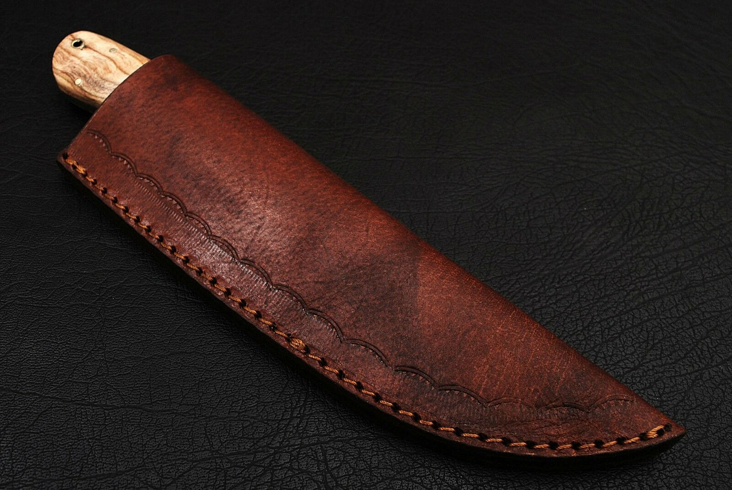 Custom Handmade Damascus Steel Hunting Knife Knife Handle Olive wood