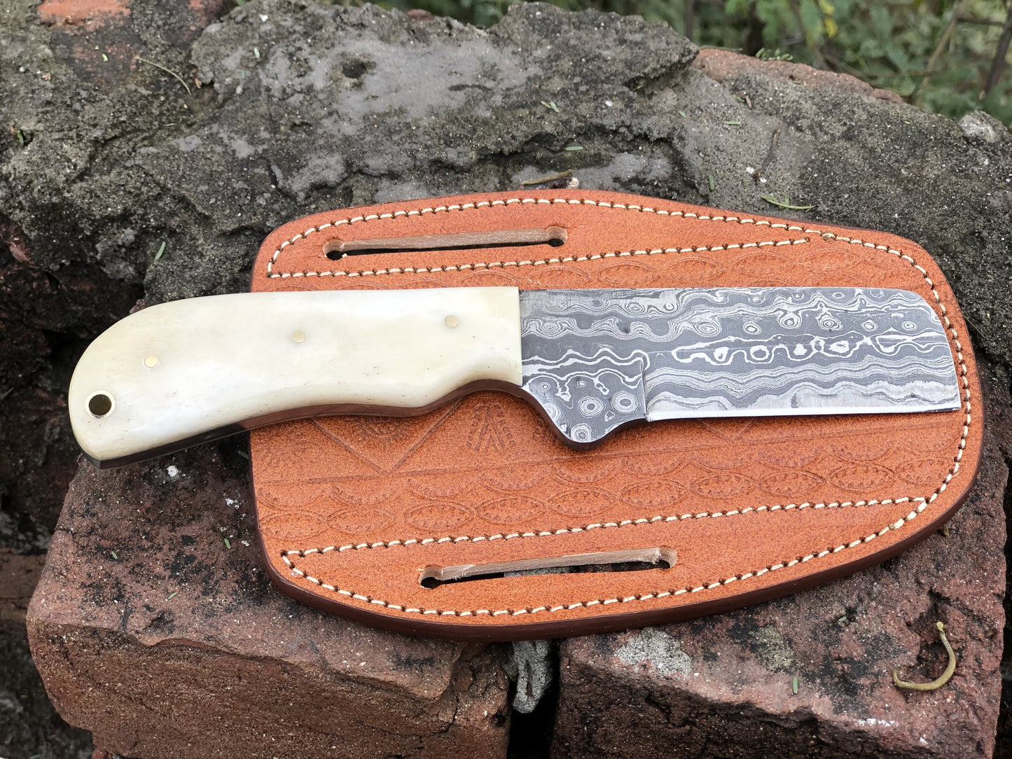 Custom Handmade Damascus Steel Bull Cutter knife