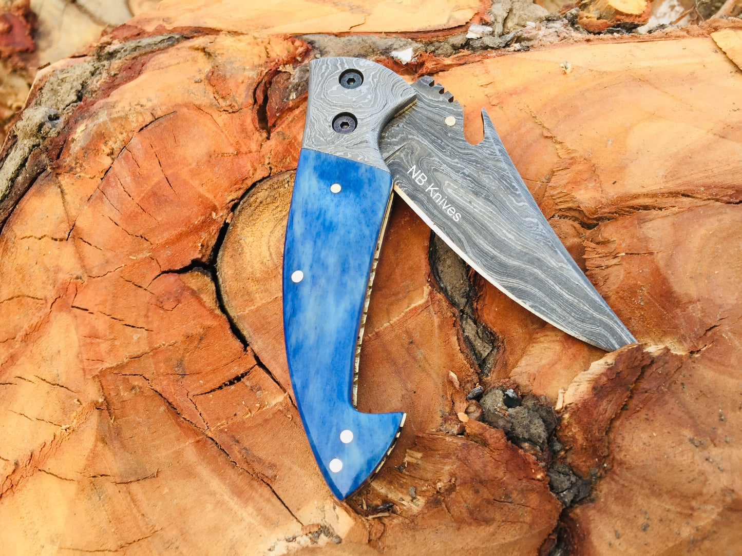 Dyed Blue Camel Bone Damascus Folding Knife with Leather Sheath