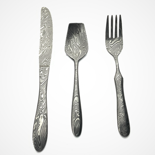 DAMASCUS STEEL CUTLERY
