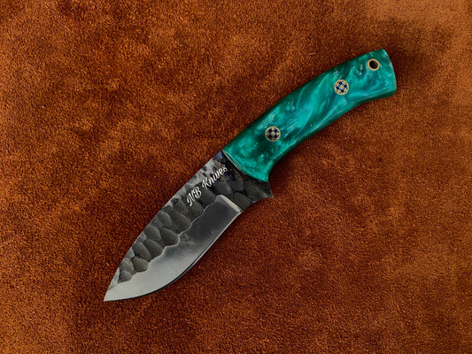 Hand-Forged High Carbon Skinner Knife with Resin Grip & Leather Sheath