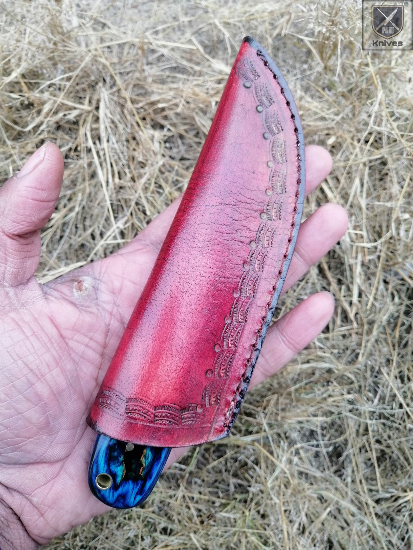 CUSTOM HAND DAMASCUS HUNTING KNIFE HANDLE HARDWOOD ,Brass Pins
