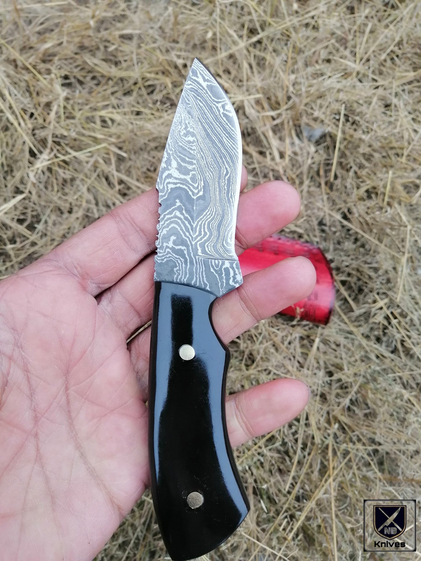 CUSTOM HAND DAMASCUS HUNTING KNIFE HANDLE BLACK HORN  ,Brass Pins