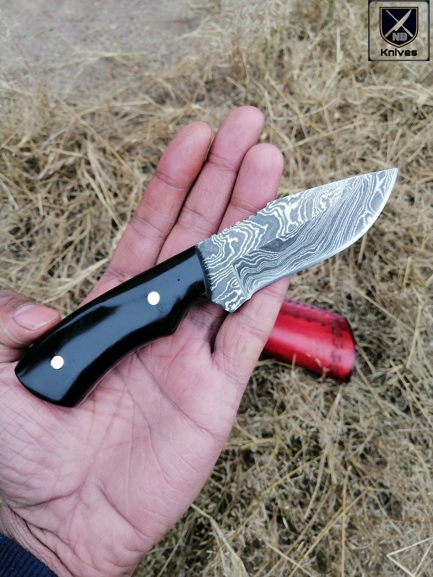 CUSTOM HAND DAMASCUS HUNTING KNIFE HANDLE BLACK HORN  ,Brass Pins