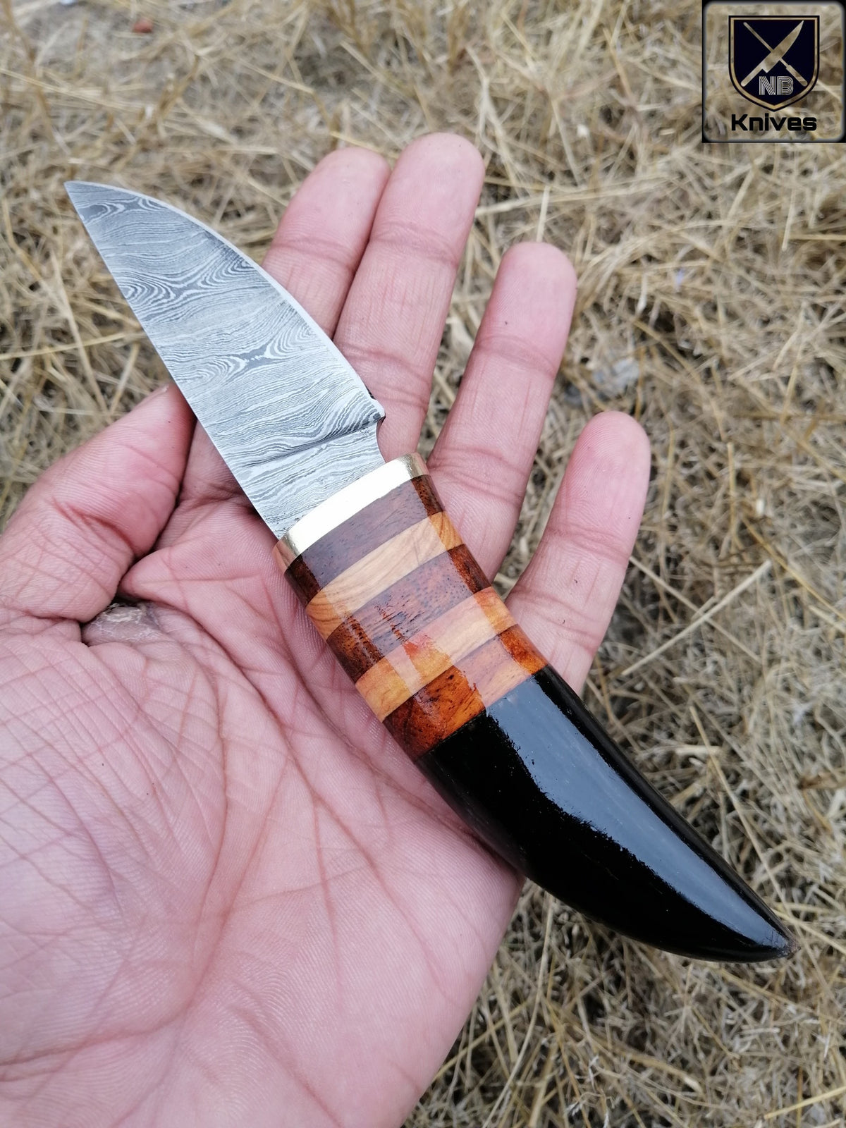 CUSTOM HANDMADE DAMASCUS HUNTING KNIFE WITH LEATHER SHEATH