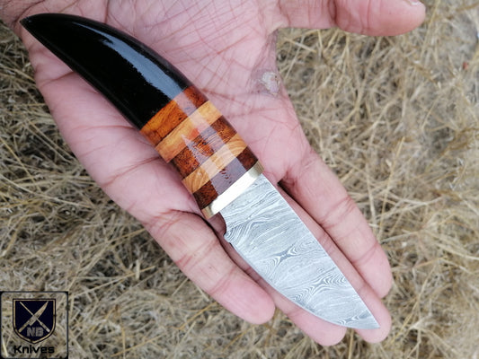 CUSTOM HANDMADE DAMASCUS HUNTING KNIFE WITH LEATHER SHEATH