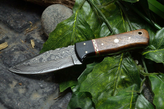 Custom Made Hand Forged Damascus Hunting Knife Handle  HARD WOOD & BUFFALO HORN WITH FIBER BRASS SPACER