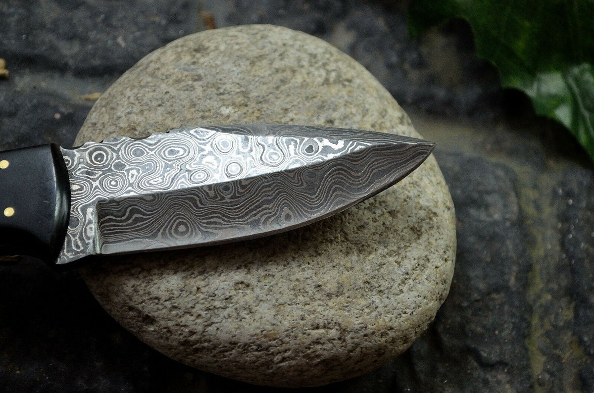 Custom Made Hand Forged Damascus Hunting Knife Handle  HARD WOOD & BUFFALO HORN WITH FIBER BRASS SPACER