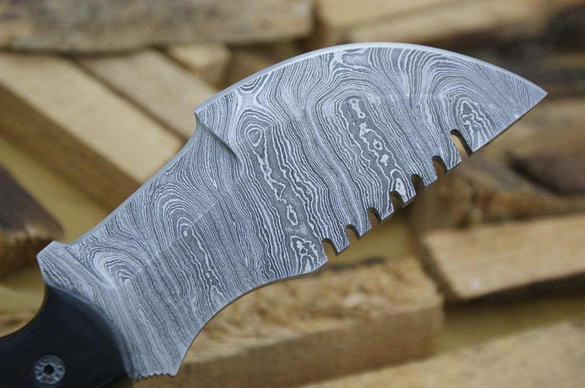 CUSTOM HANDMADE DAMASCUS STEEL TRACKER KNIFE WITH LEATHER SHEATH