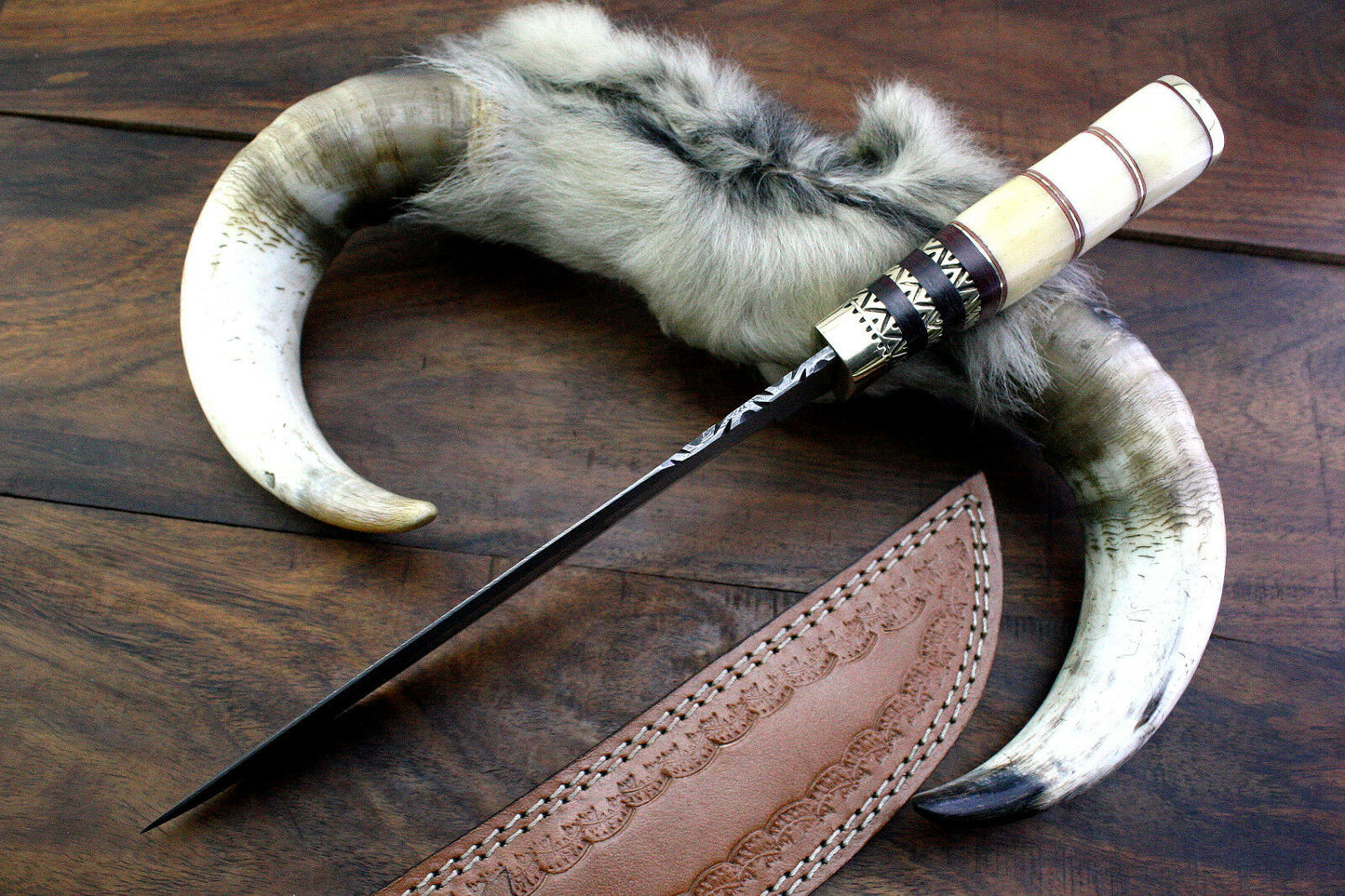 Custom Handmade Damascus Steel Bone Handle Hunting Knife With Leather Sheath Compact Outdoor Hunting Knife