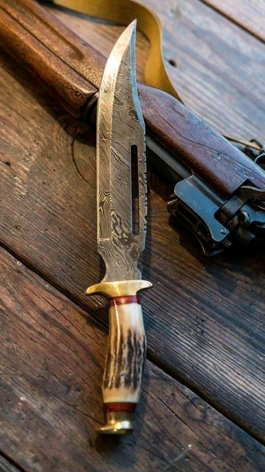 |NB KNIVES| CUSTOM HANDMADE DAMASSCUS STEEL STAG HORN HUNTING KNIFE WITH LEATHER SHEATH