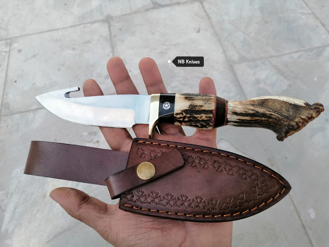 CUSTOM HANDMADE D2 STEEL GUTHOOK KNIFE WITH LEATHER SHEATH