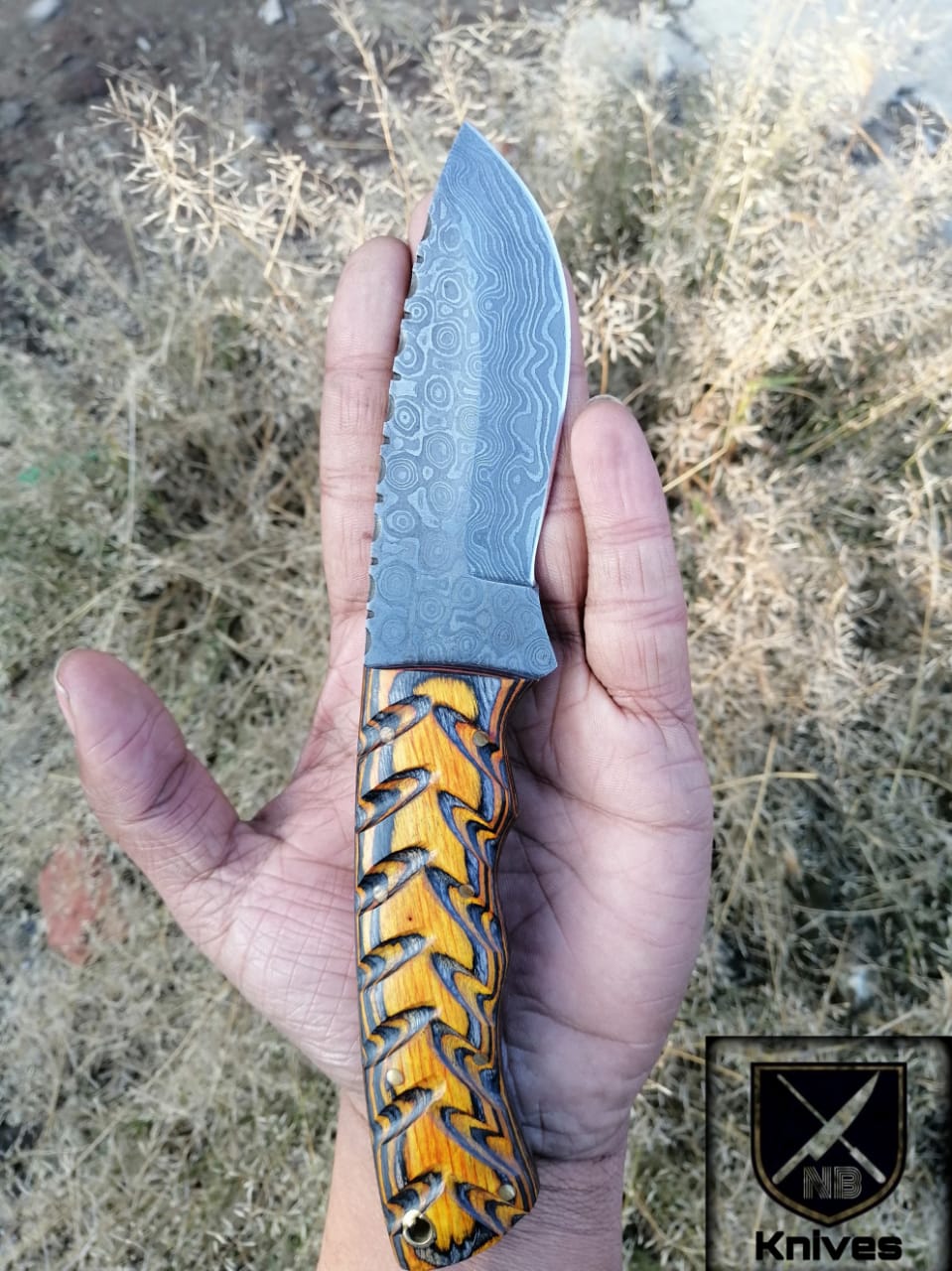CUSTOM HANDMADE DAMASCUS HUNTING KNIFE HANDLE HARDWOOD