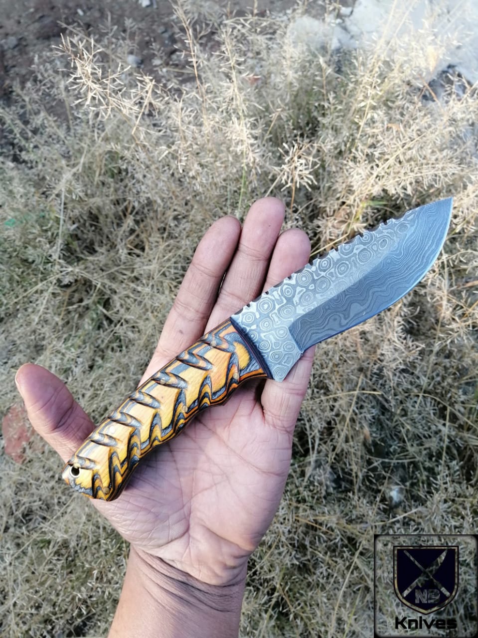 CUSTOM HANDMADE DAMASCUS HUNTING KNIFE HANDLE HARDWOOD