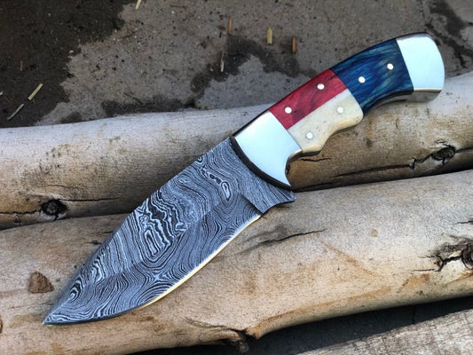 CUSTOM HANDMADE DAMASCUS TEXAS HANDLE HUNTING KNIFE Handle bone, steel bolster and color sheet